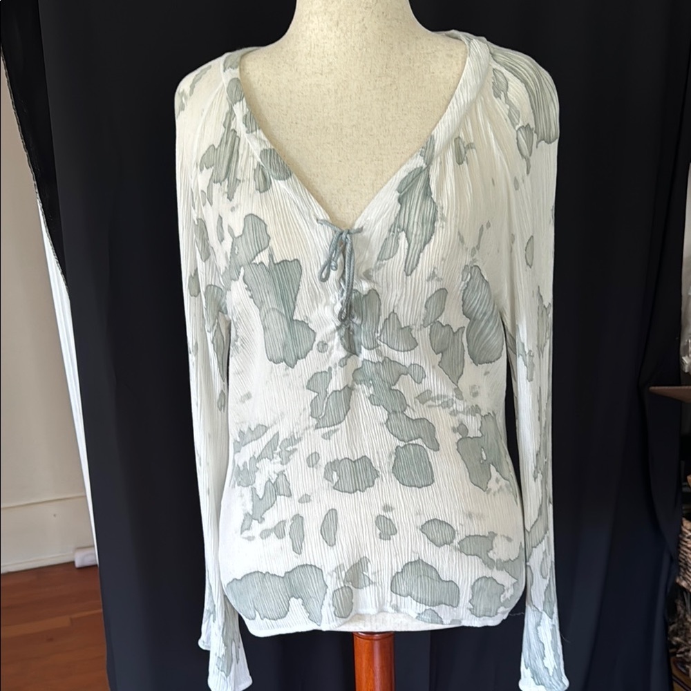 Gray and White Long Sleeve Tie Front Blouse